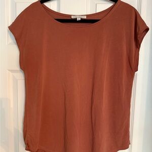 Green Envelope Terracotta Short Sleeve Top